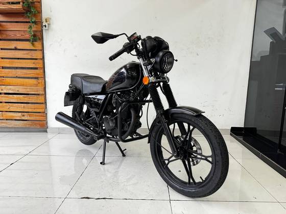 SUZUKI INTRUDER 125 